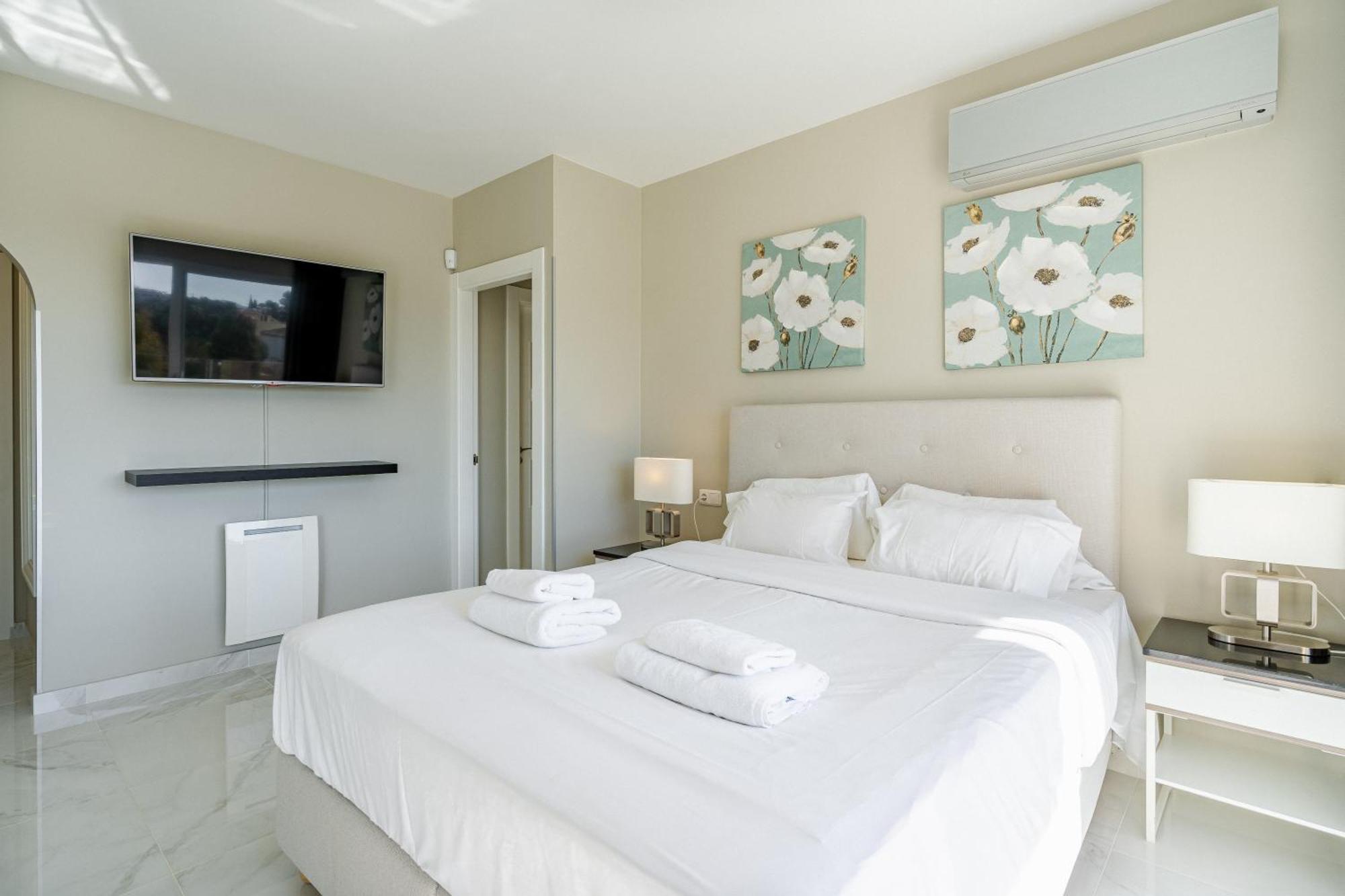 Private Luxurious Hillside Villa With Pool & Sea Views For 8 To 10 Ppl Fuengirola Εξωτερικό φωτογραφία