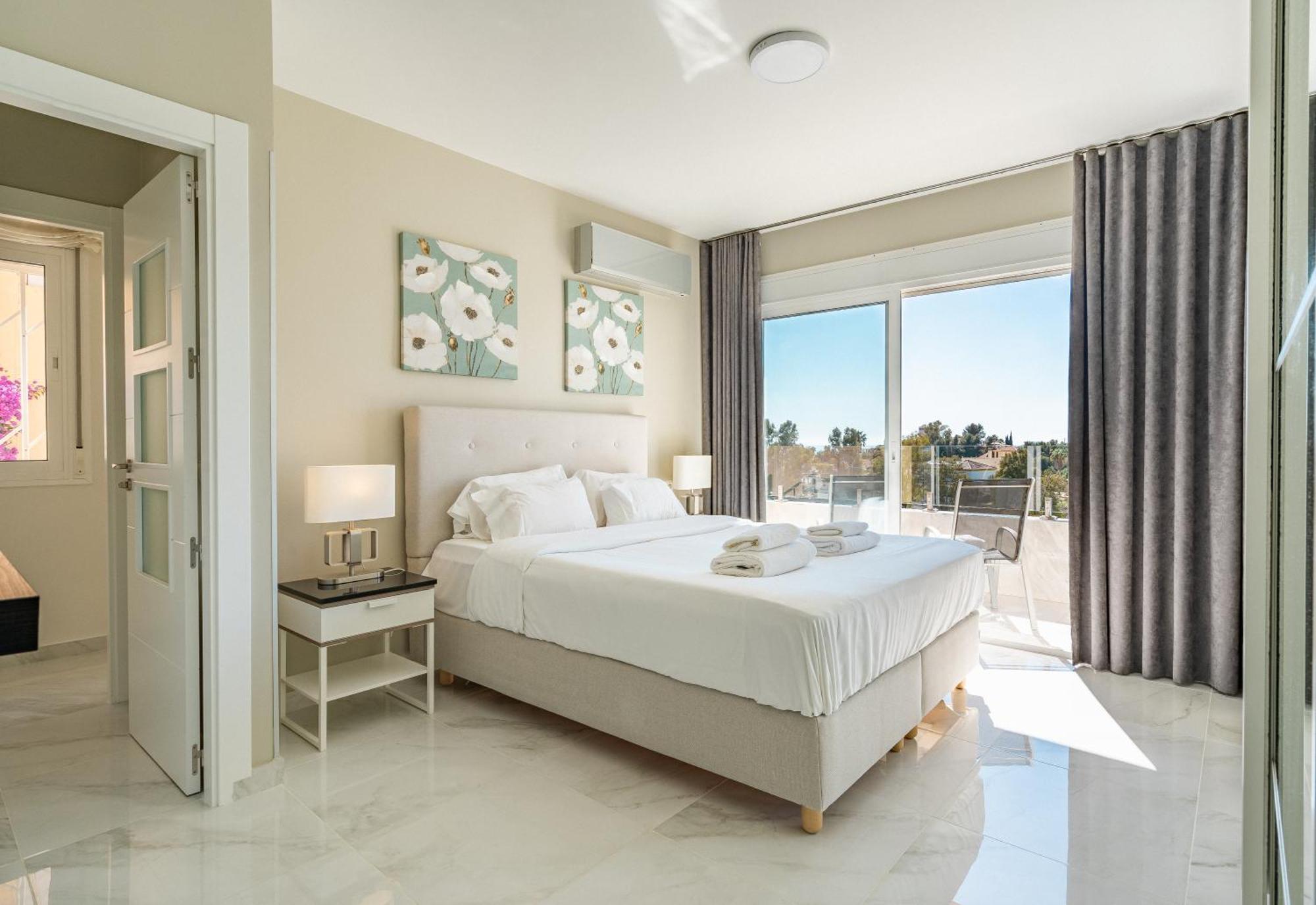 Private Luxurious Hillside Villa With Pool & Sea Views For 8 To 10 Ppl Fuengirola Εξωτερικό φωτογραφία