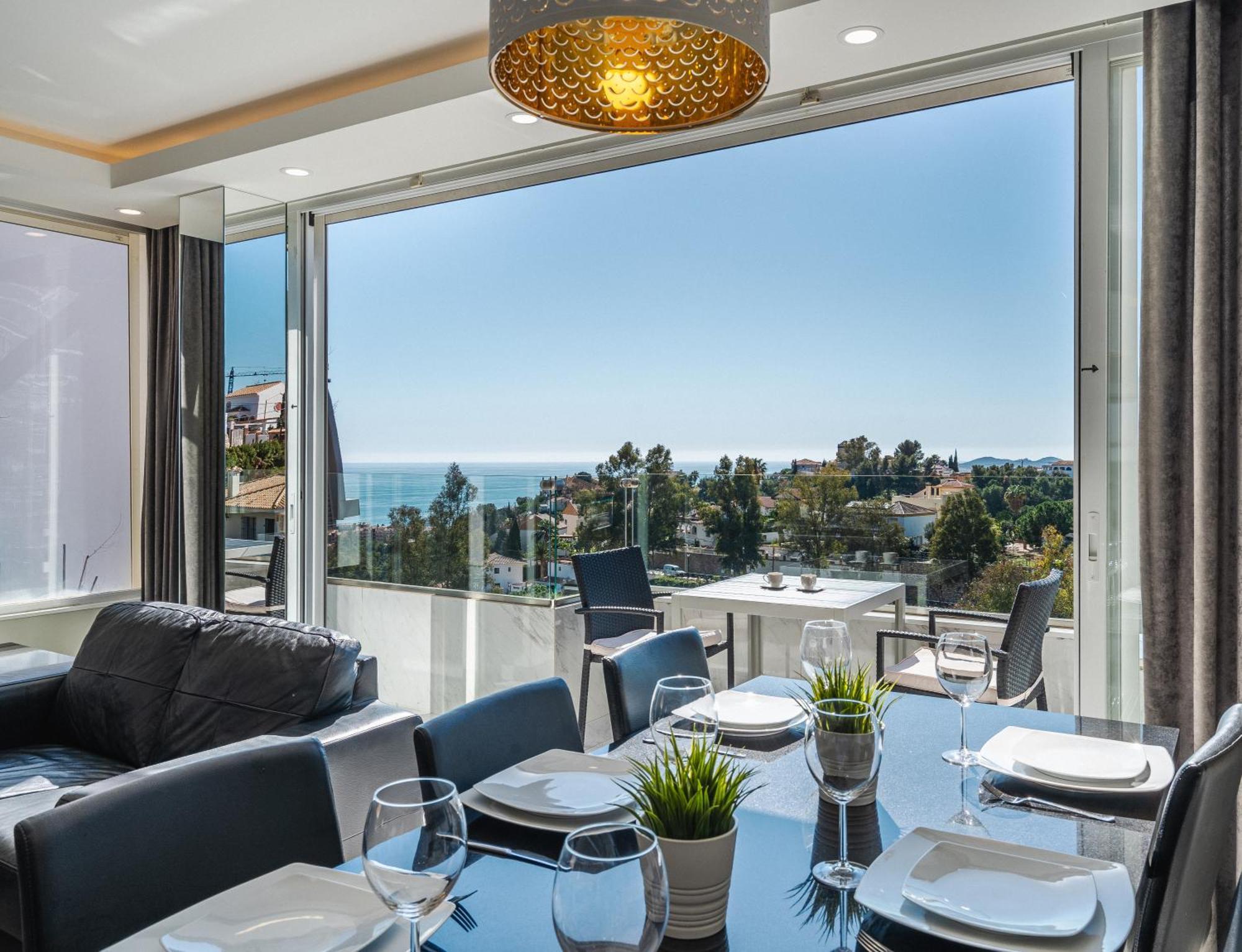 Private Luxurious Hillside Villa With Pool & Sea Views For 8 To 10 Ppl Fuengirola Εξωτερικό φωτογραφία