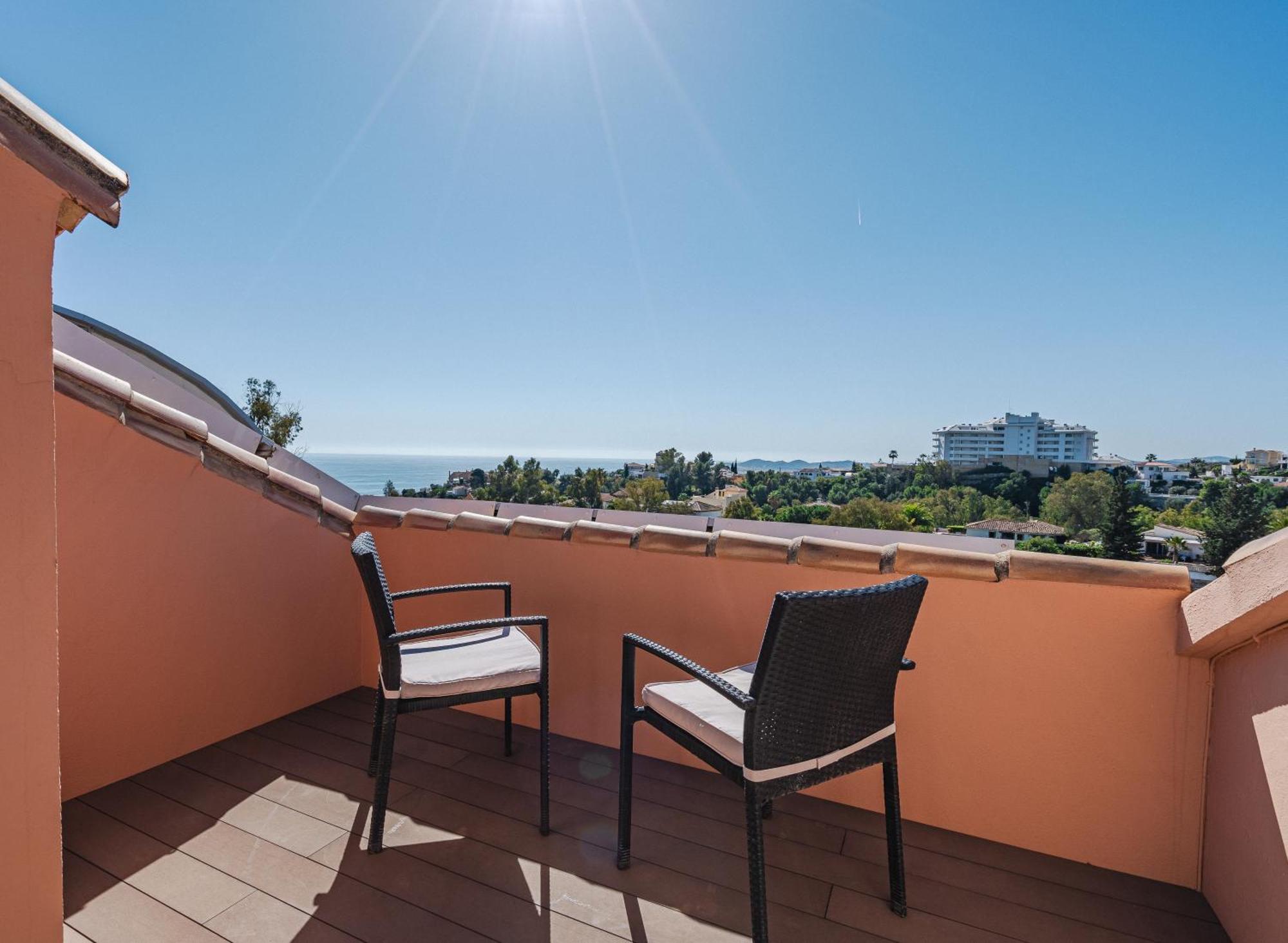 Private Luxurious Hillside Villa With Pool & Sea Views For 8 To 10 Ppl Fuengirola Εξωτερικό φωτογραφία