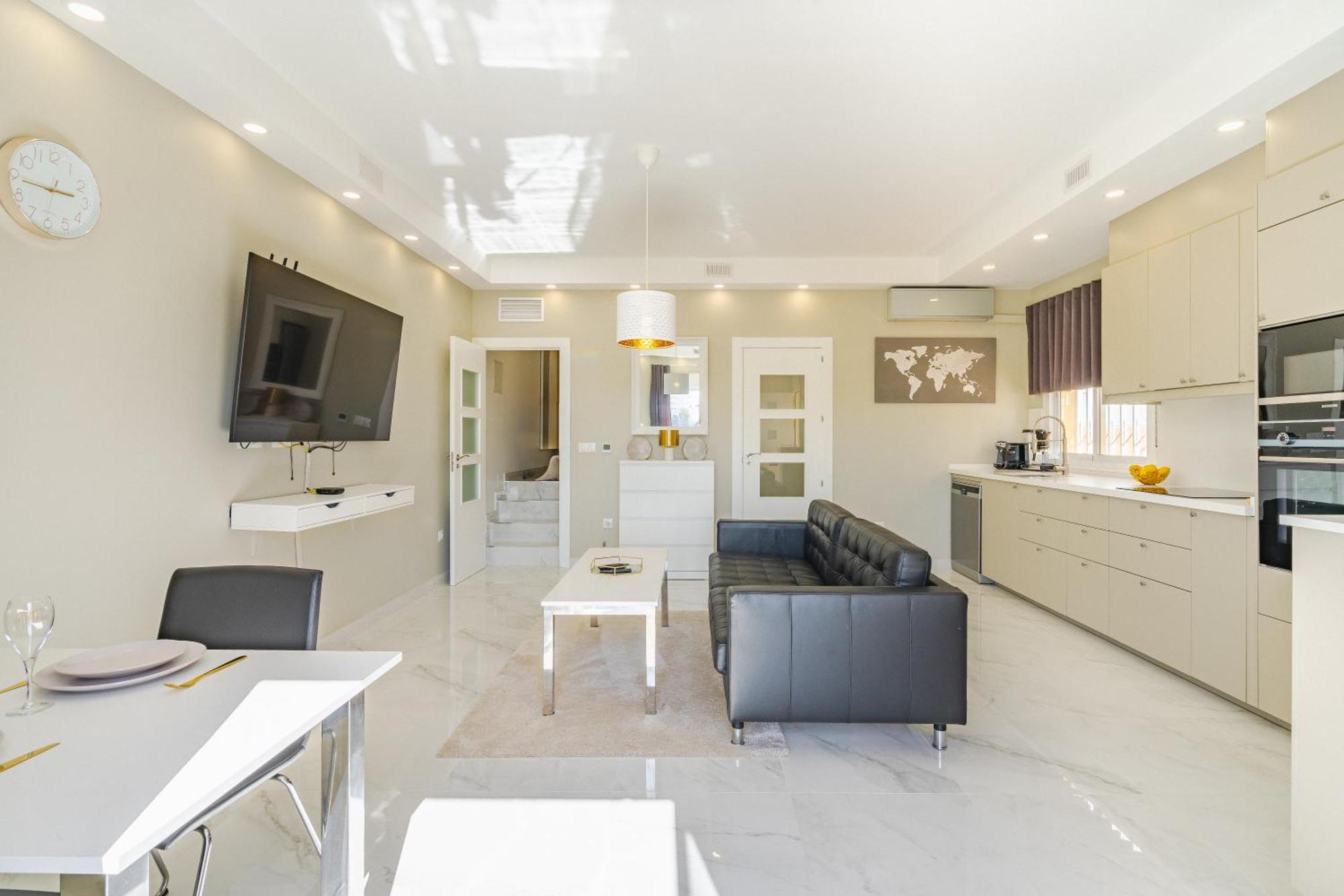 Private Luxurious Hillside Villa With Pool & Sea Views For 8 To 10 Ppl Fuengirola Εξωτερικό φωτογραφία